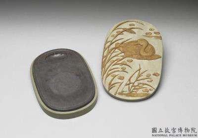 图片[2]-Songhua inkstone with lid featuring goose in lotus pond, Qing dynasty, Qianlong reign (1736-1795)-China Archive